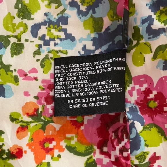 Black rivet leather jacket 🧥 - Picture 11 of 12